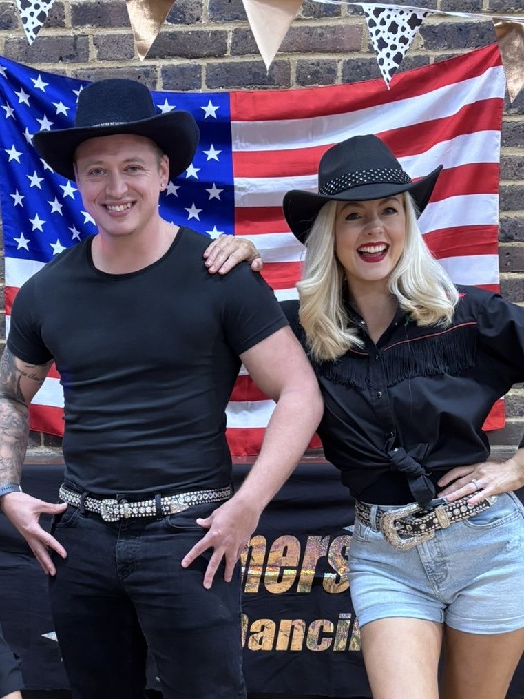 Caroliners Dance club Crawley